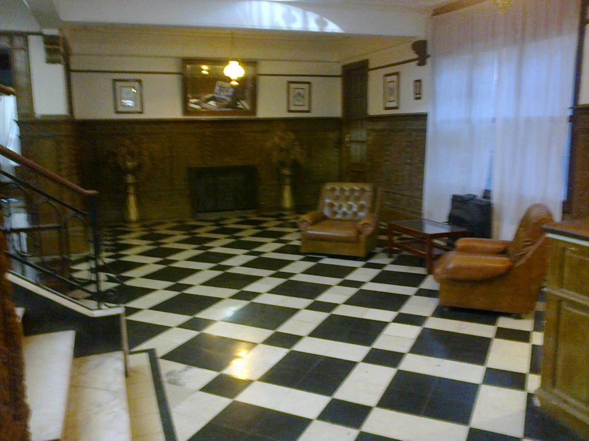 Hotel Plaza Трес Аройос Екстериор снимка